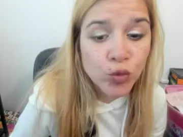 Chaturbate Adult Webcam of artsyandcraftsy_