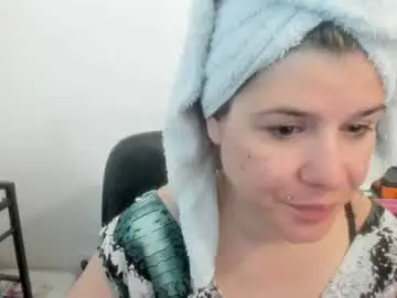 Chaturbate Live Porn of artsyandcraftsy_