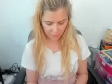 Chaturbate Sex Chat of artsyandcraftsy_