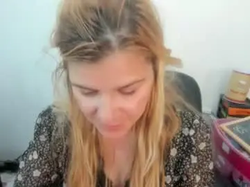Chaturbate Best live sex cam show of artsyandcraftsy_