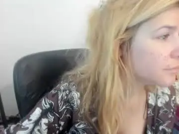 Chaturbate Sex Chat of artsyandcraftsy_