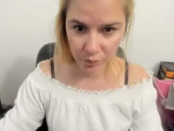 Chaturbate Adult Webcams of artsyandcraftsy_
