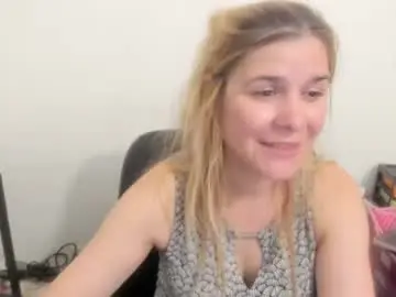 Chaturbate Watch Live Sex Cams of artsyandcraftsy_
