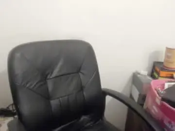 Chaturbate Adult Video Chat of artsyandcraftsy_