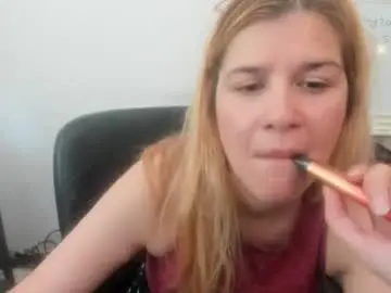 Chaturbate Best Webcam of artsyandcraftsy_