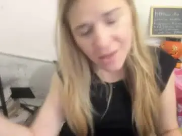 Chaturbate Watch Live Sex Cams of artsyandcraftsy_
