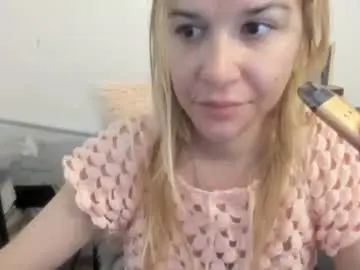 Chaturbate Adult Webcam of artsyandcraftsy_