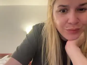 Chaturbate Best Webcam of artsyandcraftsy_