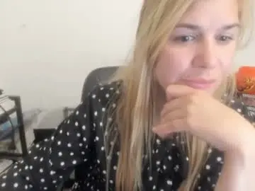 Chaturbate Best live sex cam show of artsyandcraftsy_