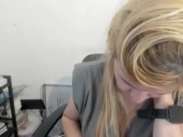Chaturbate Nude Webcam of artsyandcraftsy_