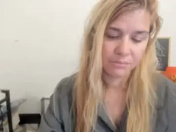 Chaturbate Sex Chat of artsyandcraftsy_