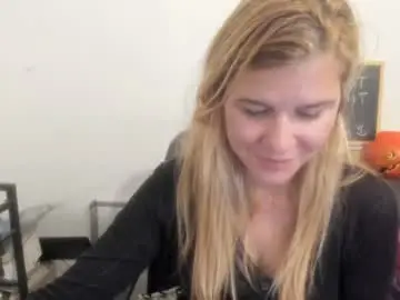 Chaturbate Adult Video Chat of artsyandcraftsy_