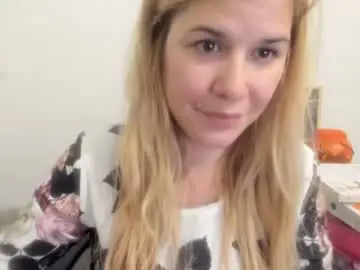 Chaturbate Sex Chat of artsyandcraftsy_