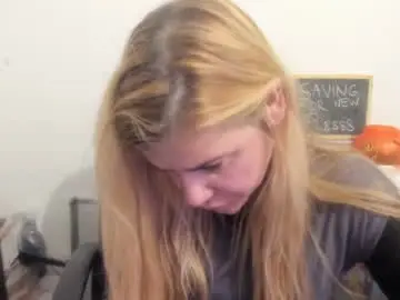 Chaturbate Nude Webcam of artsyandcraftsy_