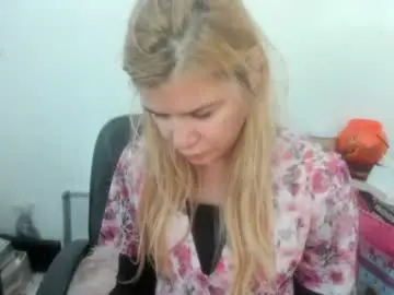 Chaturbate Watch Live Sex Cams of artsyandcraftsy_