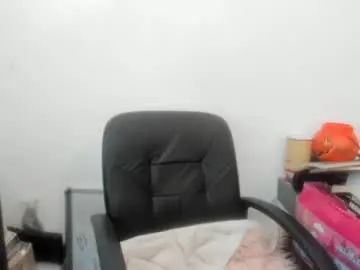 Chaturbate Best live sex cam show of artsyandcraftsy_