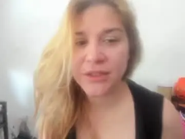 Chaturbate Best Webcam of artsyandcraftsy_