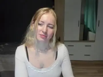 Chaturbate Nude Webcam of e___lisa