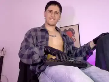 Chaturbate Live Sex Cam of antonnello_