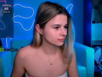 Chaturbate Live Sex Cam of berry_alma