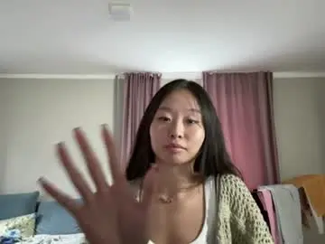 Chaturbate Live Sex Cam of lennaguzzardo