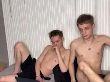 Chaturbate Nude Webcam of sky_hunter