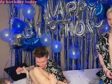 Chaturbate Free Porn Cam of sky_hunter