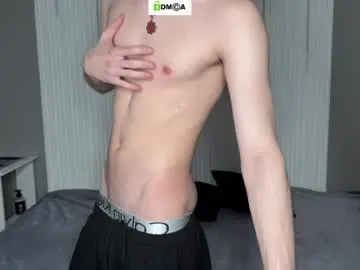 Chaturbate Live Sex Cam of sky_hunter