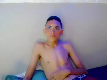 Chaturbate Adult Webcam of sombra_18
