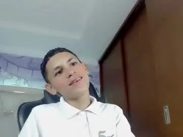 Chaturbate Sex Chat of sombra_18