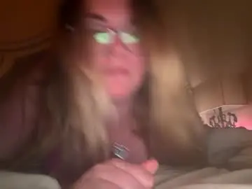 Chaturbate Free Porn Cam of x_dreamgirl_x
