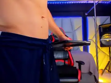 Chaturbate Live Sex Cam of aydenmillerdom