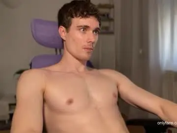 Chaturbate Free Live Porn of hornytwunk01