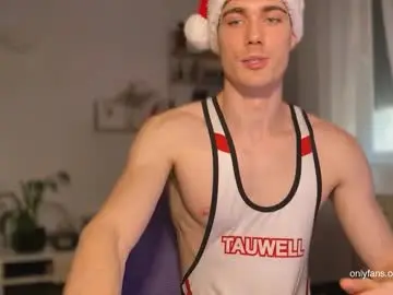 Chaturbate Free Live Porn of hornytwunk01