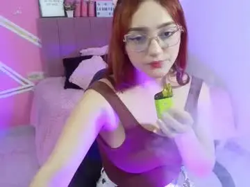 Chaturbate Adult Video Chat of natasha_romanof18