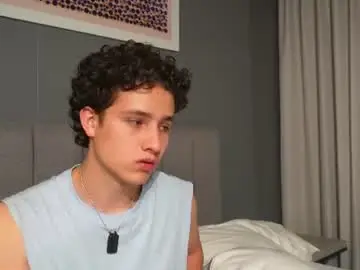 Chaturbate Nude Webcam of theohawke_