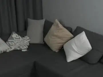 Chaturbate Sex Cam of emelinereasor