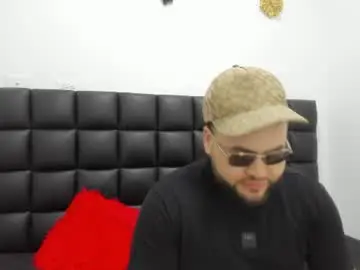 Chaturbate Private Sex Chat of enzo_wild