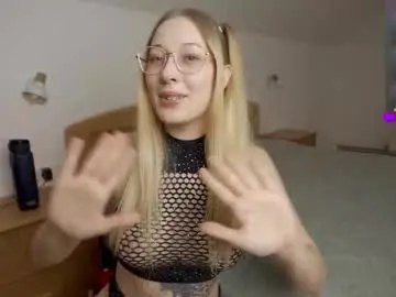 Chaturbate Live Sex Cam of foxeslovefoxes