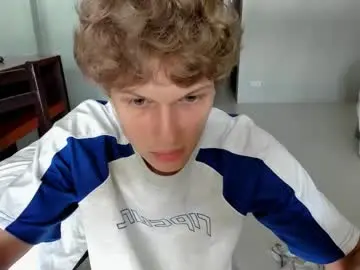 Chaturbate Nude Webcam of maxim_burn