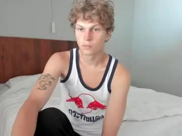 Chaturbate Sex Cam of maxim_burn