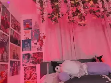 Chaturbate Free Live Porn of misscurvytop