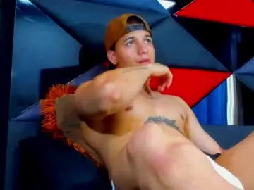 Chaturbate Live Sex of rocco_santos