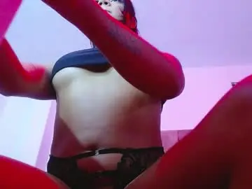 Chaturbate Live Sex Cam of samantha_sweet30