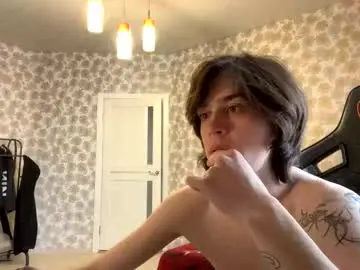 Chaturbate Live Sex Cam of skinnyfitboi