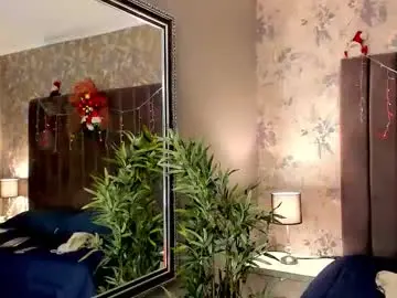 Chaturbate Live Sex Cam of aaron_eze