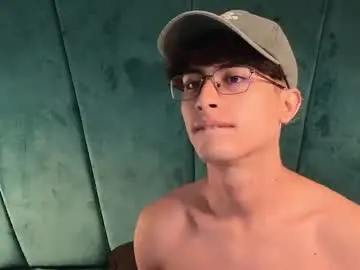 Chaturbate Sex Cam of aaron_eze