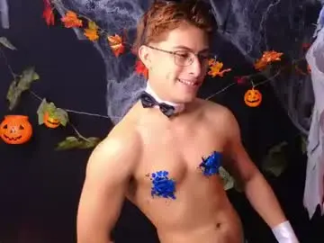 Chaturbate Adult Webcams of aaron_eze