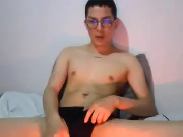 Chaturbate Nude Webcam of andrew98749
