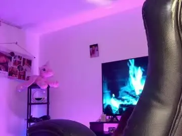 Chaturbate Free Porn Cam of barbie20_